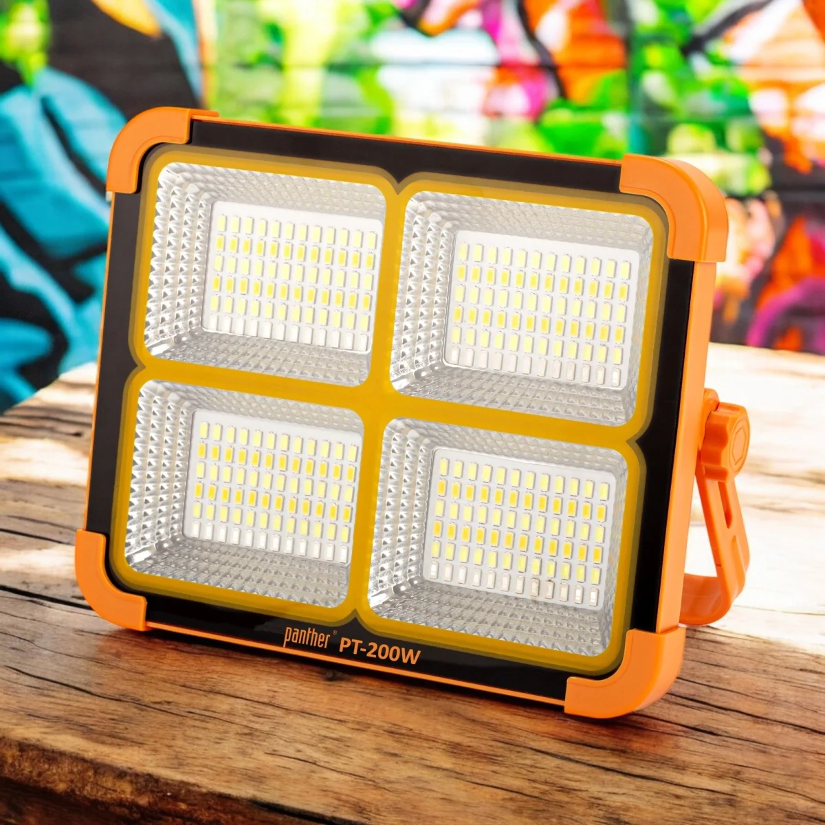 PANTHER PT-200W USB ŞARJLI SOLAR PROJEKTÖR